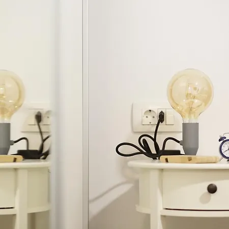 Pearl Apartment Split